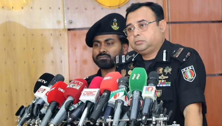 রোহিঙ্গা ক্যাম্পে সন্ত্রাসী তৎপরতার তথ্য পেলেই অভিযান : র‍‍্যাব